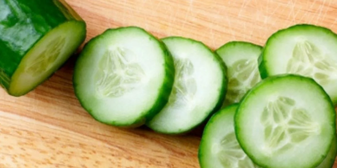 cucumber jpg Cucumber Benefits | काकडीचे फक्त उन्हाळ्यात नाही तर हिवाळ्यात देखील आहे आरोग्यदायी फायदे, जाणून घ्या
